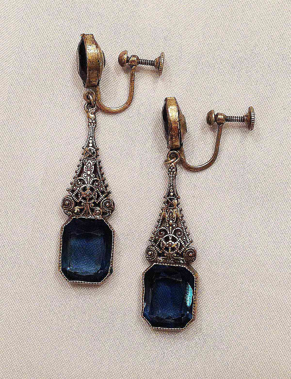 Napier Filigree 1920s Dangle Earrings