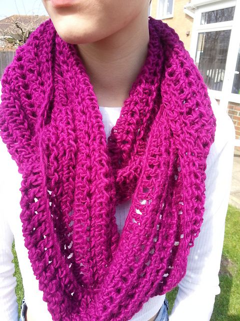 crochet-infinity-scarf.jpg