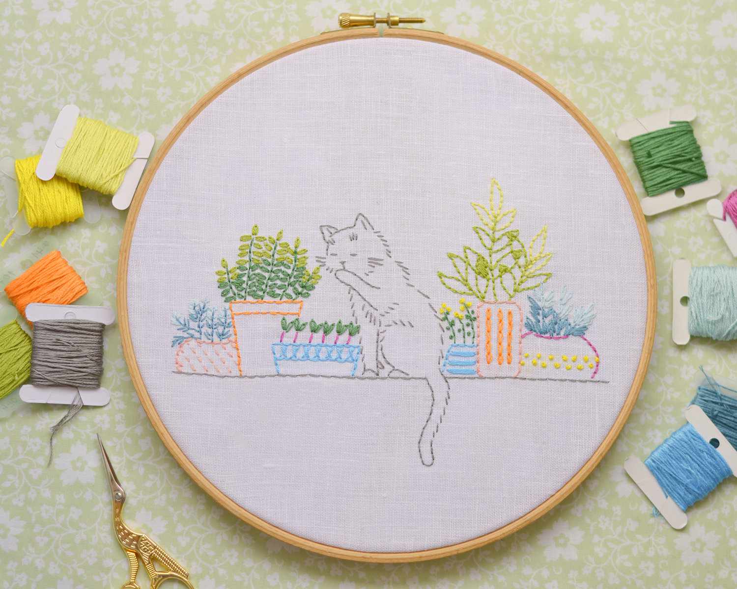 窗台花园猫刺绣图案