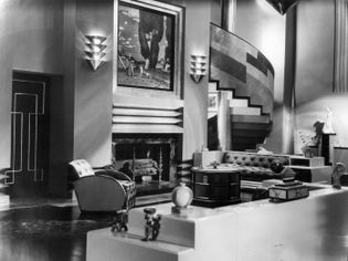 1929的照片装饰艺术内部的一套房子,作为电影& # 39;我们的现代少女# 39;。