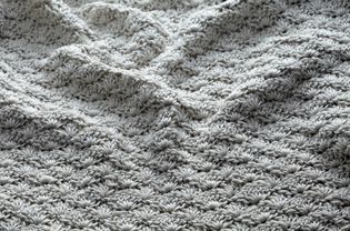 Shell stitch crochet