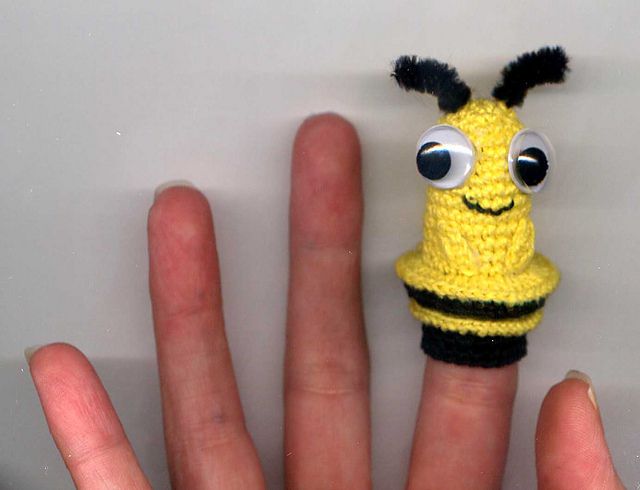 蜜蜂手指木偶