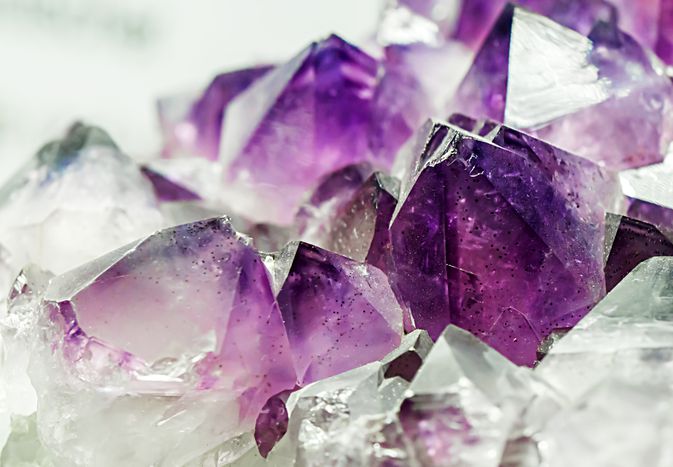 紫水晶,2月的诞生石