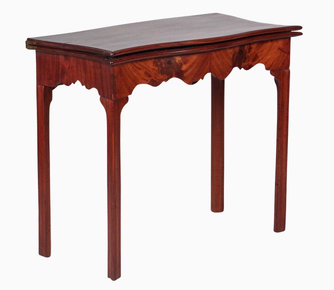 Chippendale Style Game Table with Marlborough Legs