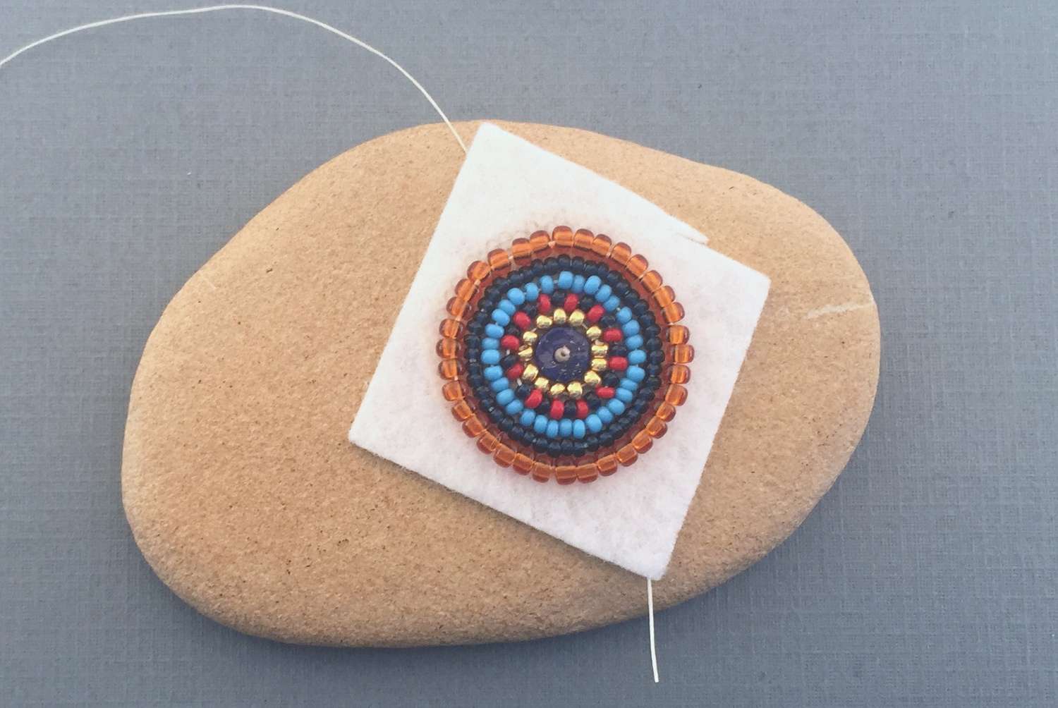 Backstitch bead embroidery tutorial
