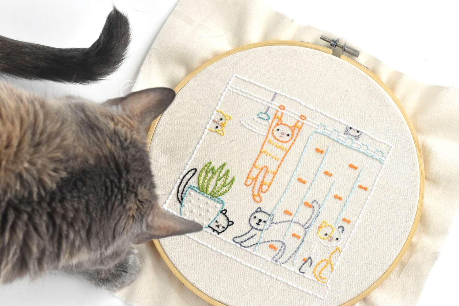 猫手刺绣图案