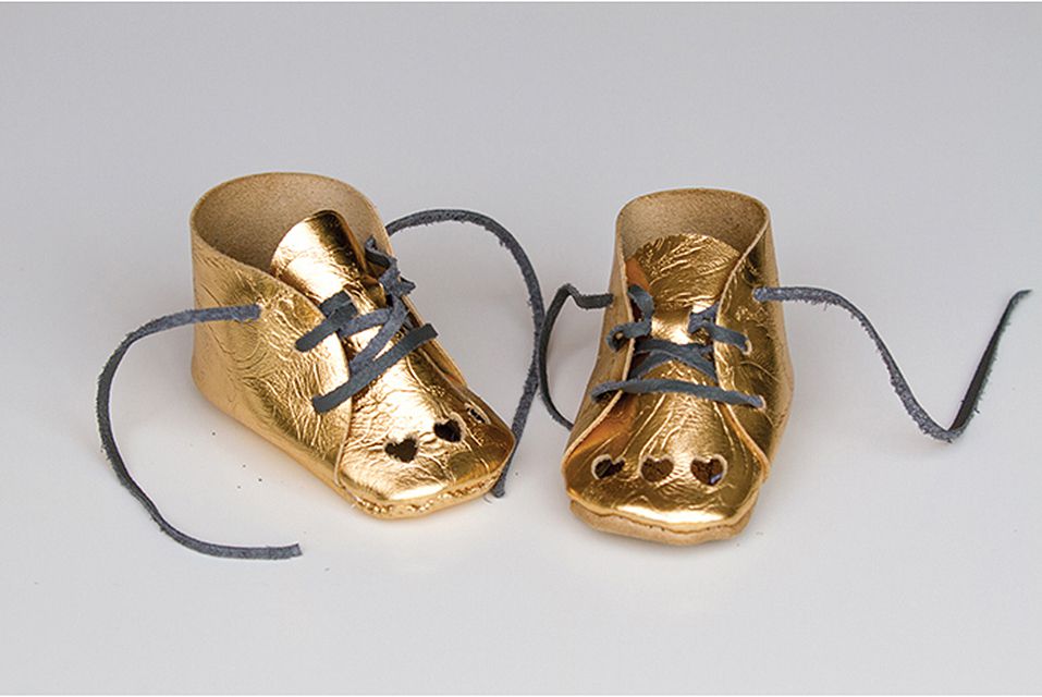 DIY皮革婴儿靴