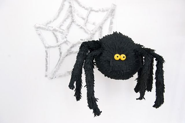 Homemade spider piñata