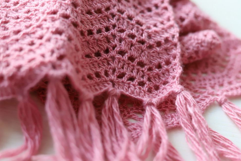 Lace crochet scarf pattern