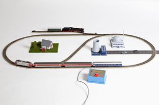微型建筑和火车套装