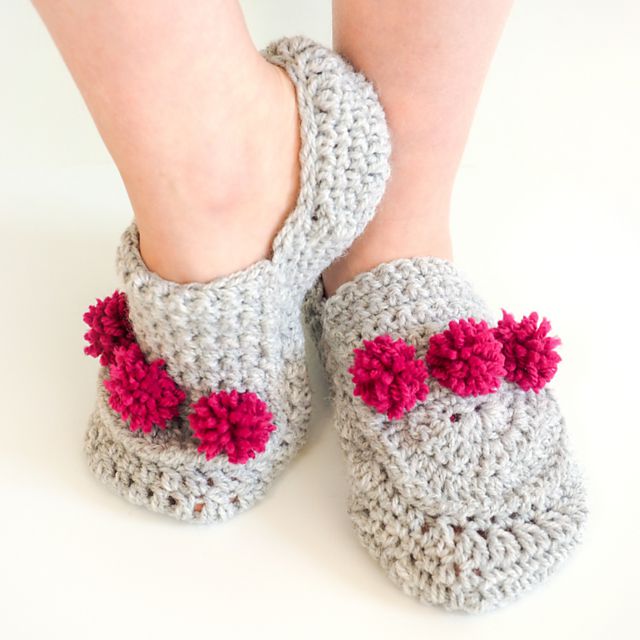 Crochet Slippers with Pom Poms
