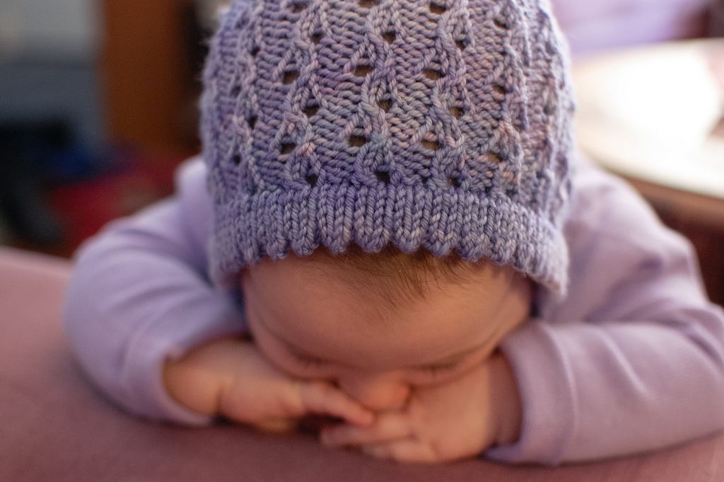 丁香为里拉婴儿帽子编织图案