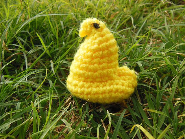 Peeps Easter Chick free crochet pattern