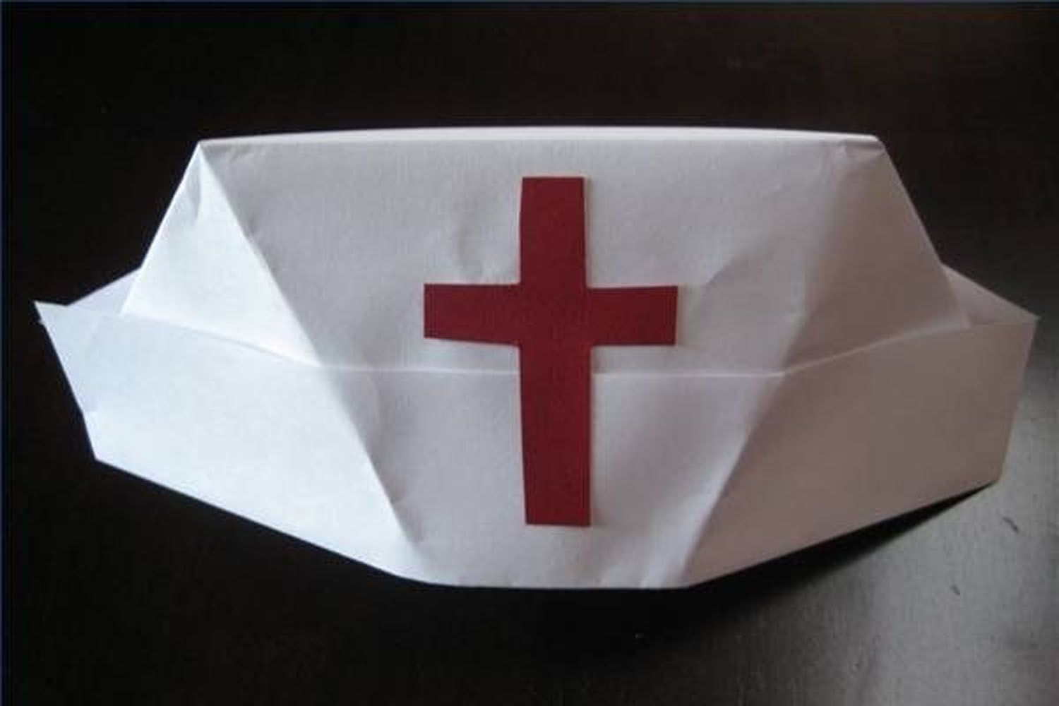 纸护士帽