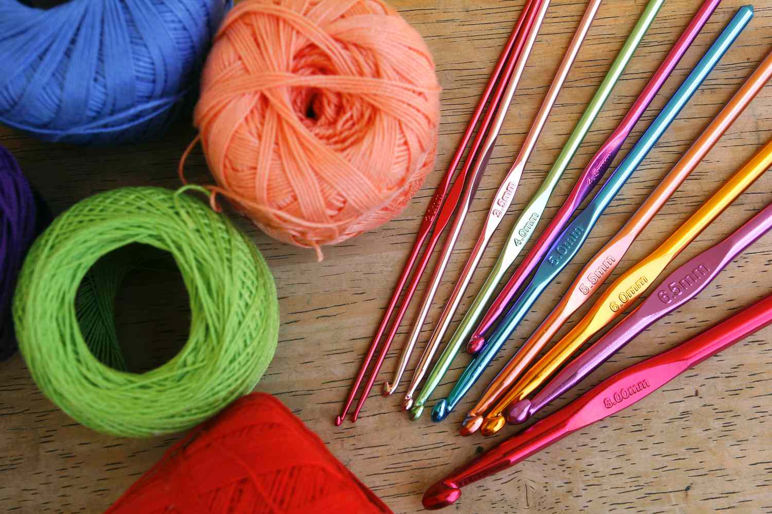 Crochet thread and needles