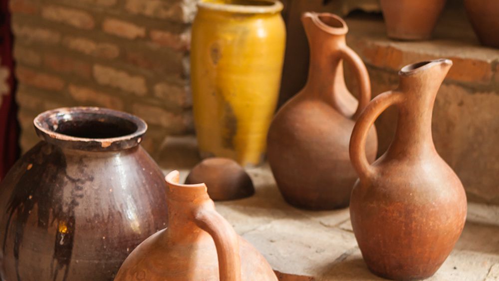陶器是最常见的一种发现黏土