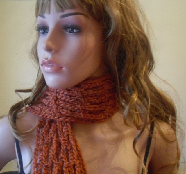 chain-stitch-scarf.jpg