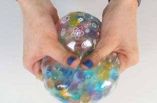玻璃卵石压力球