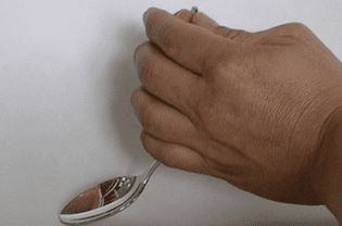 how to bend a spoon