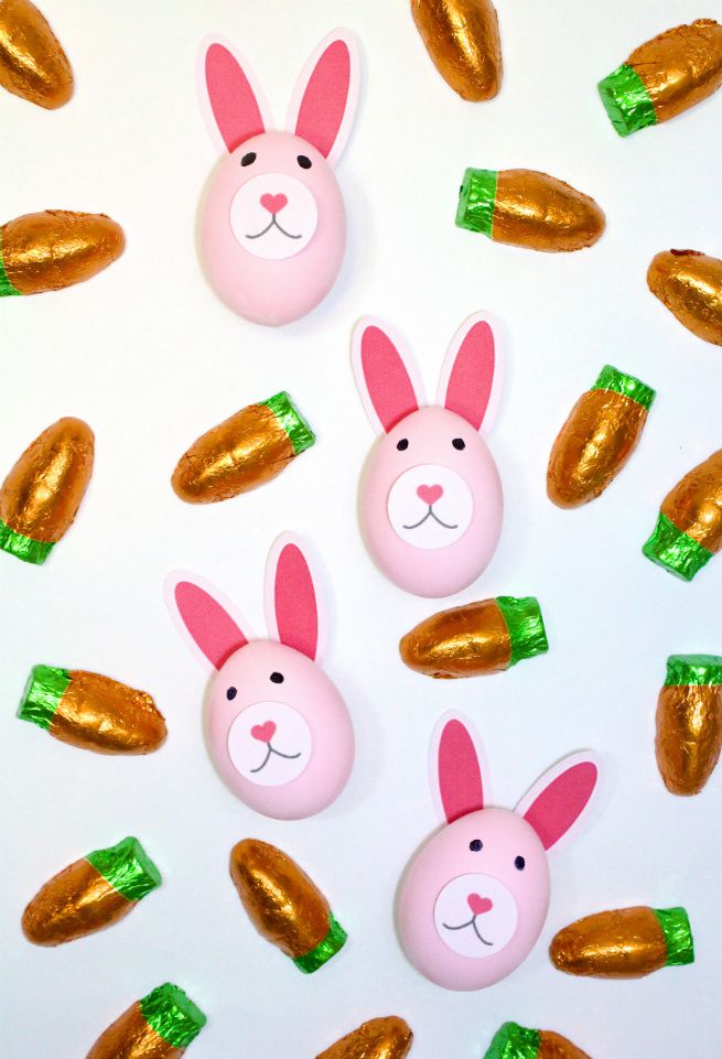 DIY粉红色复活节兔子蛋