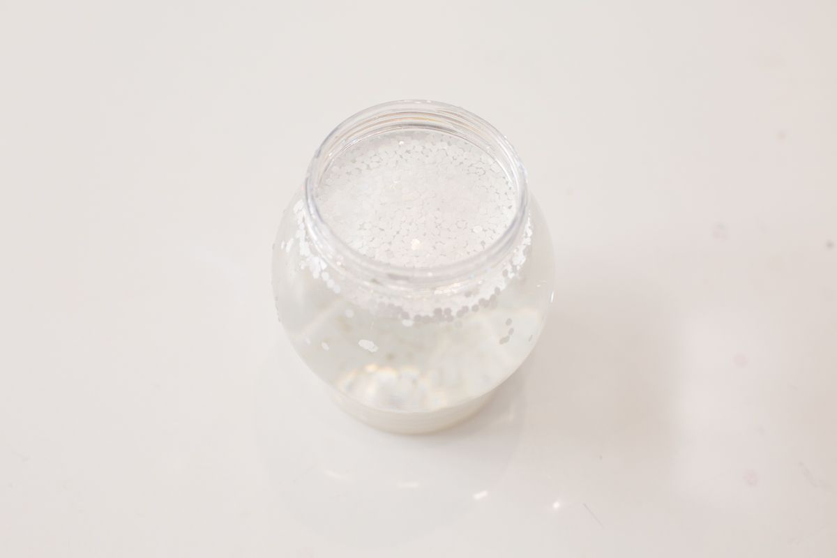 The DIY snow globe with glitter in it