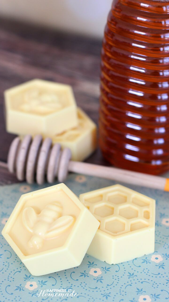牛奶和蜂蜜自制肥皂