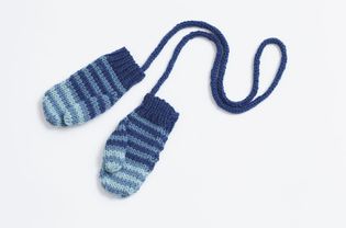 Hand-knit mittens for your child