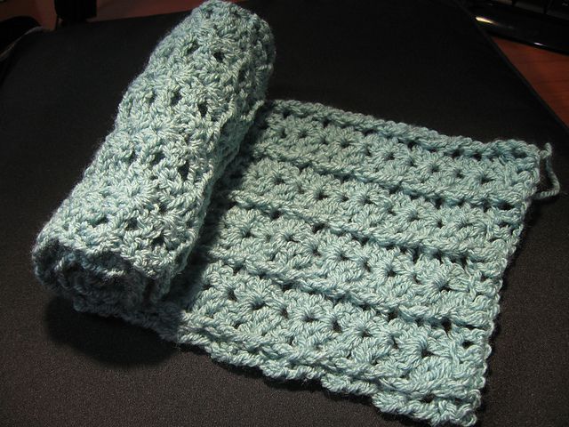 vstitch-crochet-scarf-pattern.jpg