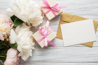 Mother's day gifts and flowers
