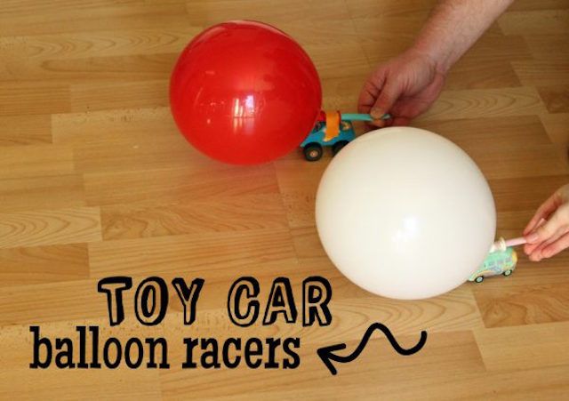 气球玩具车赛车手