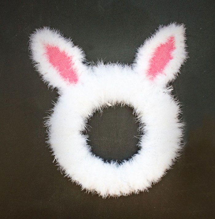 DIY复活节兔子花环