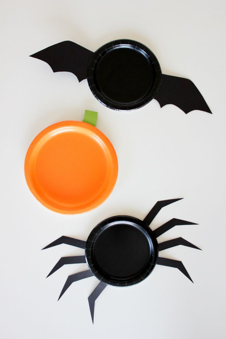Halloween plates